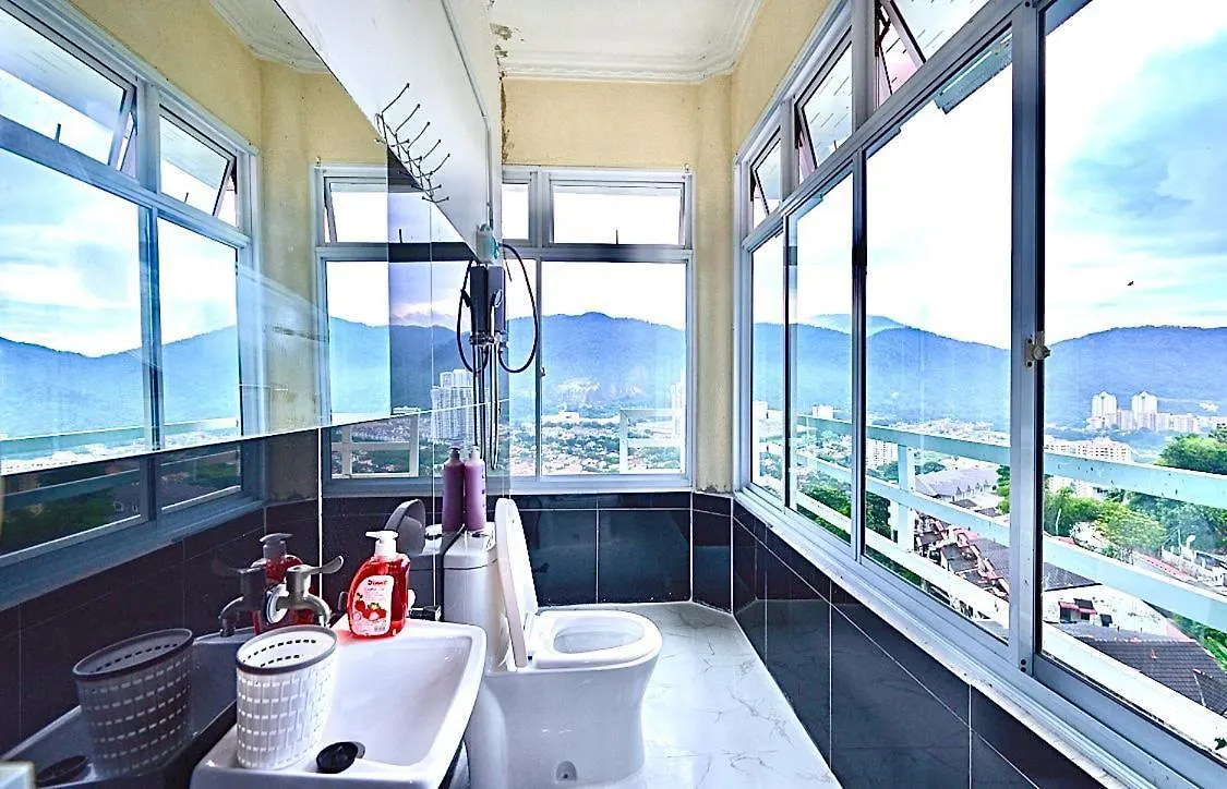 Penang Dream Banglo Sleeps 22 Tanjung Bungah  Βίλα